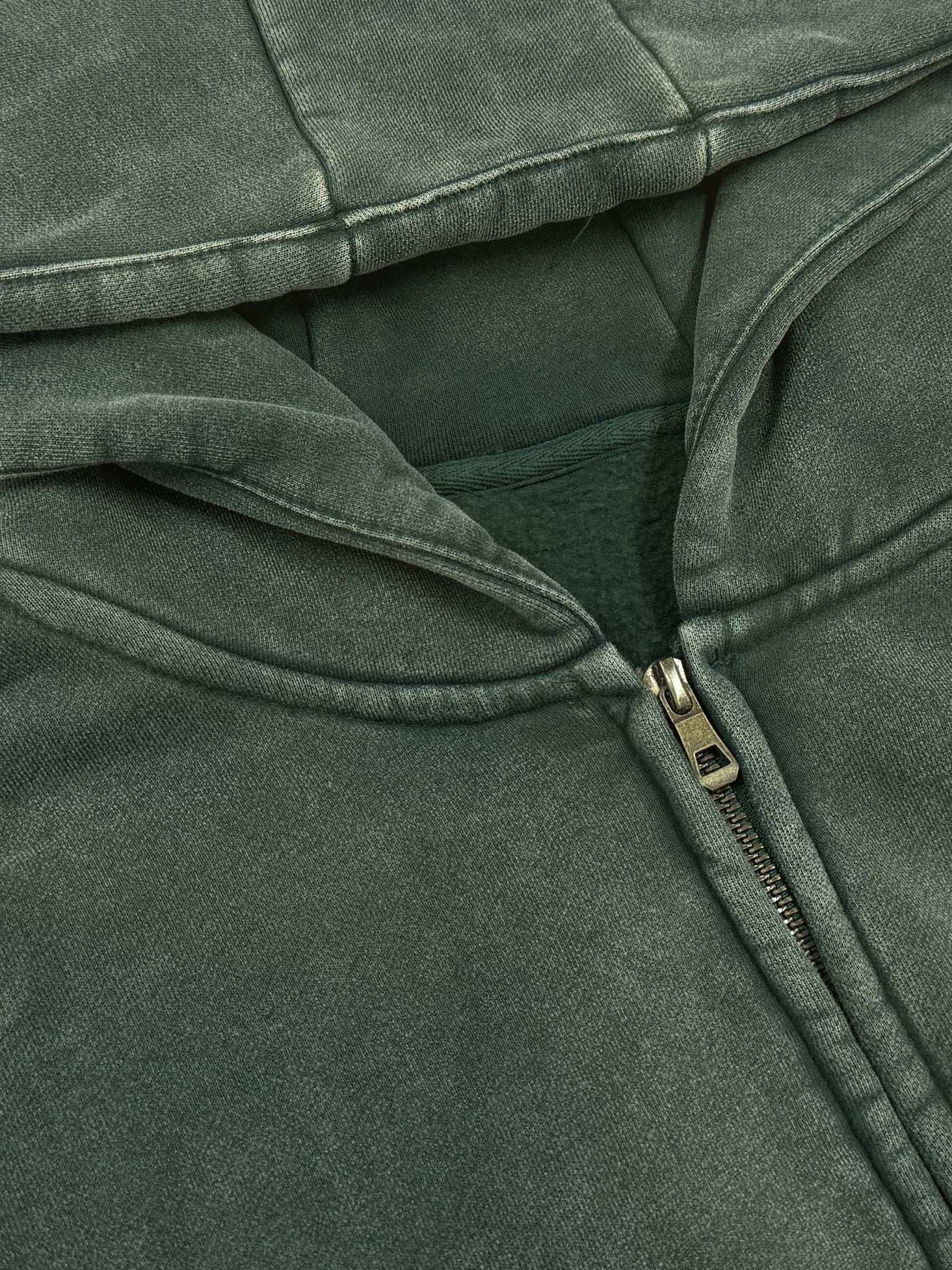 Basic - Zip Hoodie Délavé - CLRE - Marque Streetwear indépendante basée en France