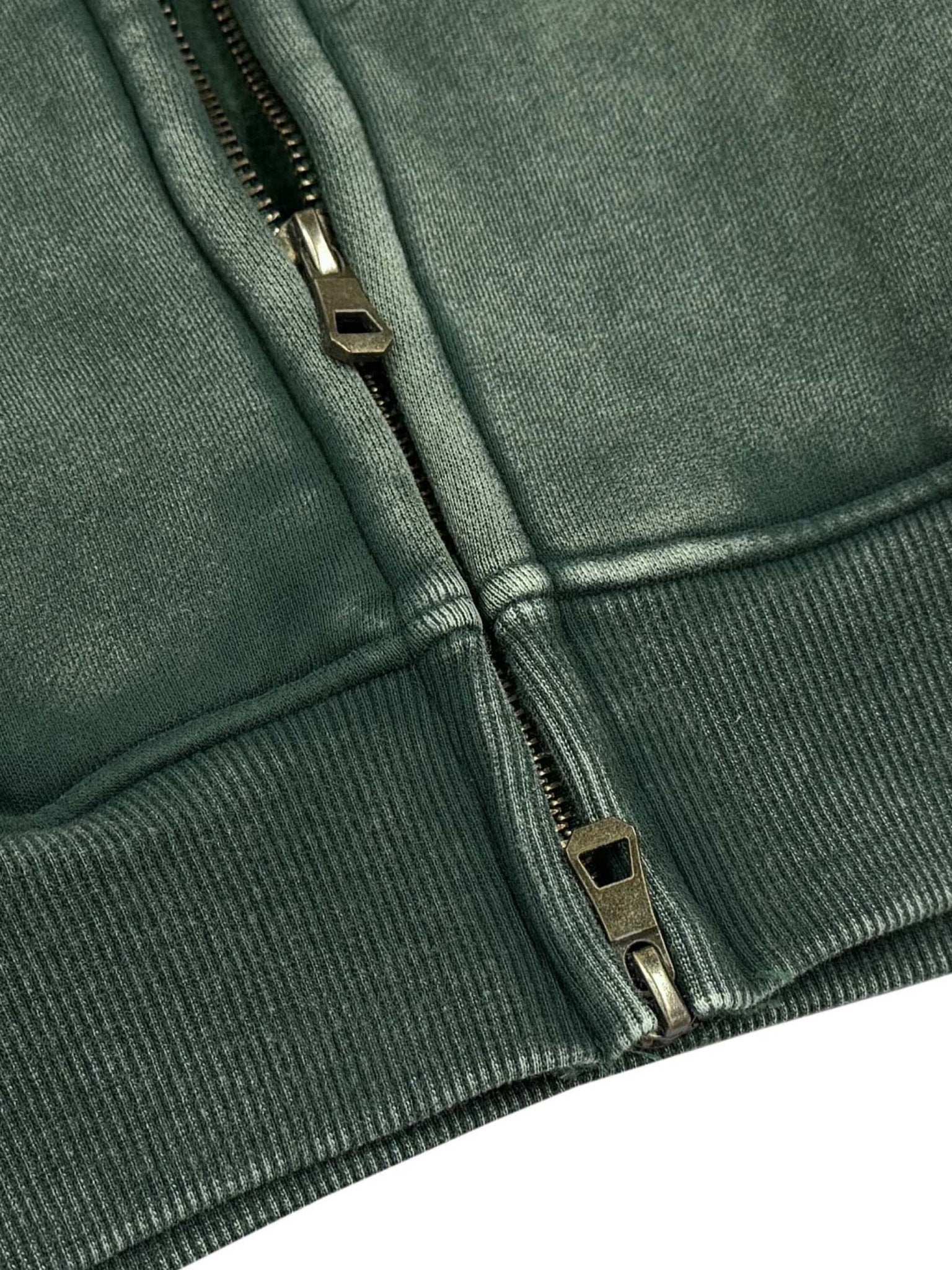 Basic - Zip Hoodie Délavé - CLRE - Marque Streetwear indépendante basée en France