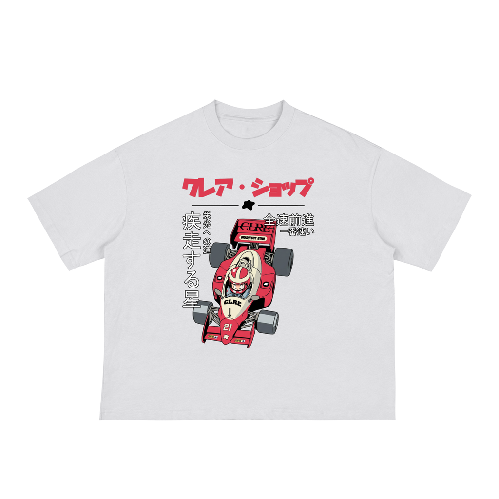 T-shirt blanc CLRE graphic voiture course manga vintage — illustration japonaise pilote F1 streetwear boxy loose